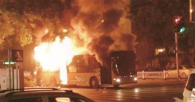 消防用品加盟:公交車火災逃生六準則