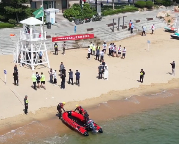 海濱度假旅游：水上應急演練筑安全防線，專業(yè)守護伴您暢享夏日