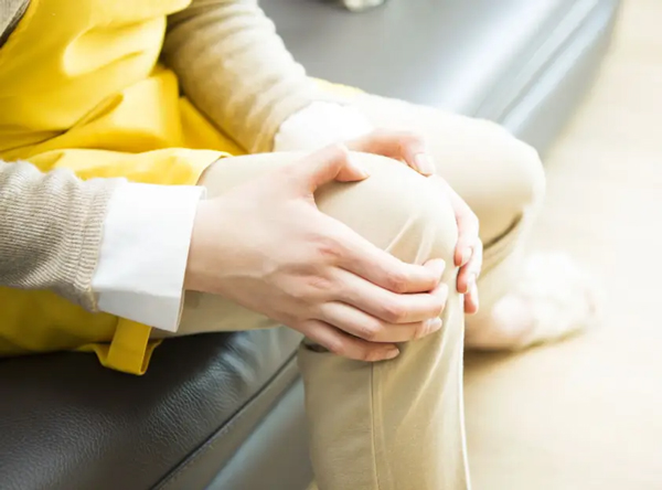 最傷害膝蓋的行為，不是爬樓！而是頻繁去做這 3 件事