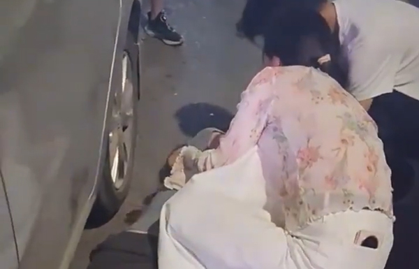 抱娃救人！河北護(hù)士的暖心瞬間